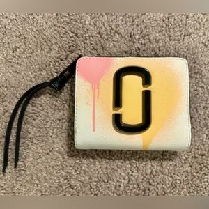 Marc Jacobs The Snapshot Spray Paint Zip Coated Leather Wallet